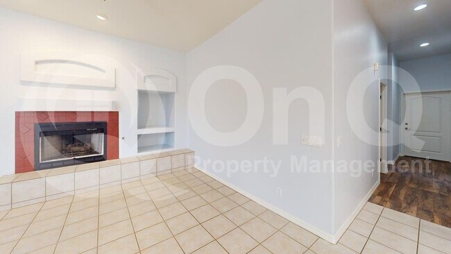 Building Photo - 151 Silverstone Pl
