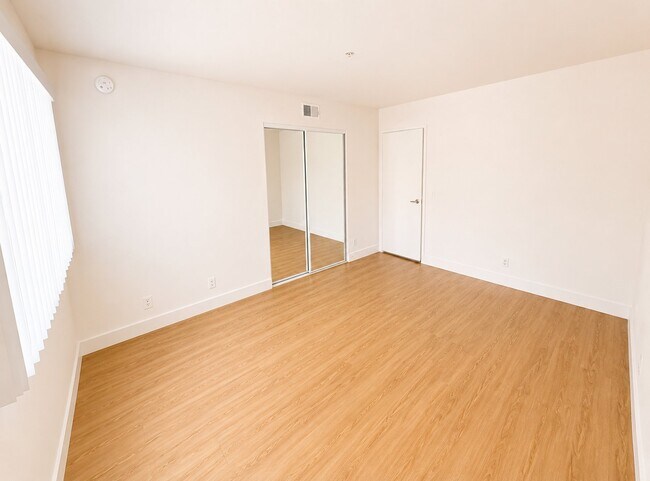 Building Photo - 4540 Natick Ave