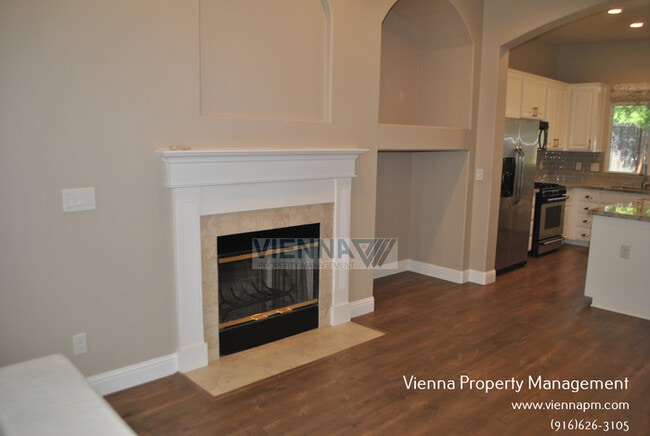 Building Photo - Gorgeous Rocklin Home in a great location