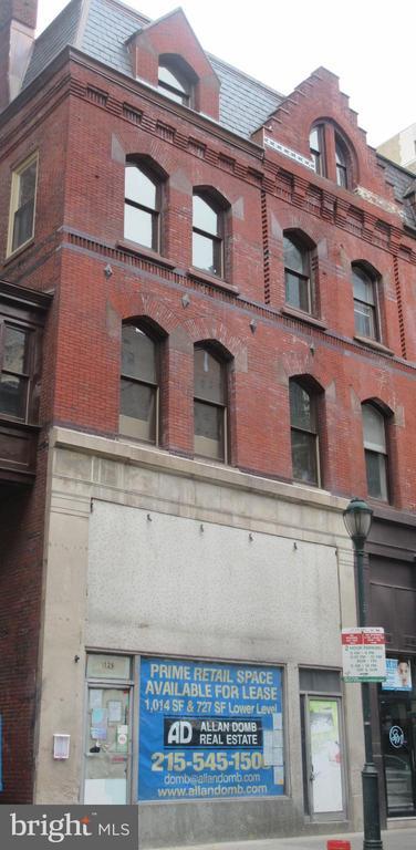 Building Photo - 126 S 16th St
