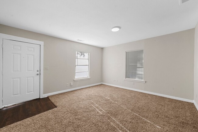 Building Photo - Lovely Home in the Heart of McKinney, TX 2...