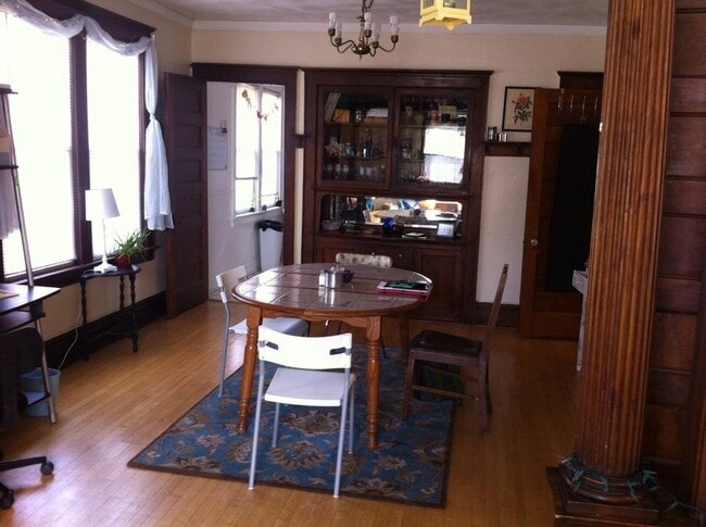 Building Photo - 1702 E Belleview Pl