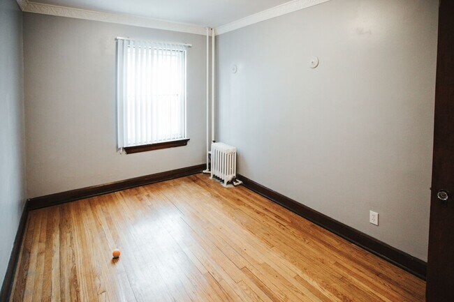 Building Photo - 727 N Capitol Ave