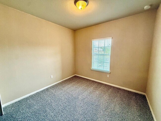 Building Photo - 431 Northern Flicker St
