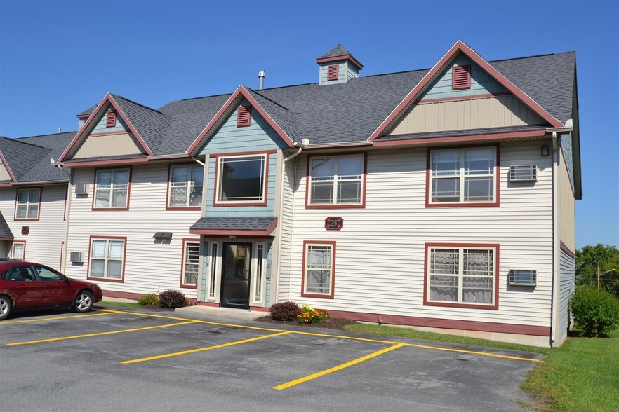 Carriage Garden Apartments 8 Carriage Lane Pl Cazenovia NY 13035