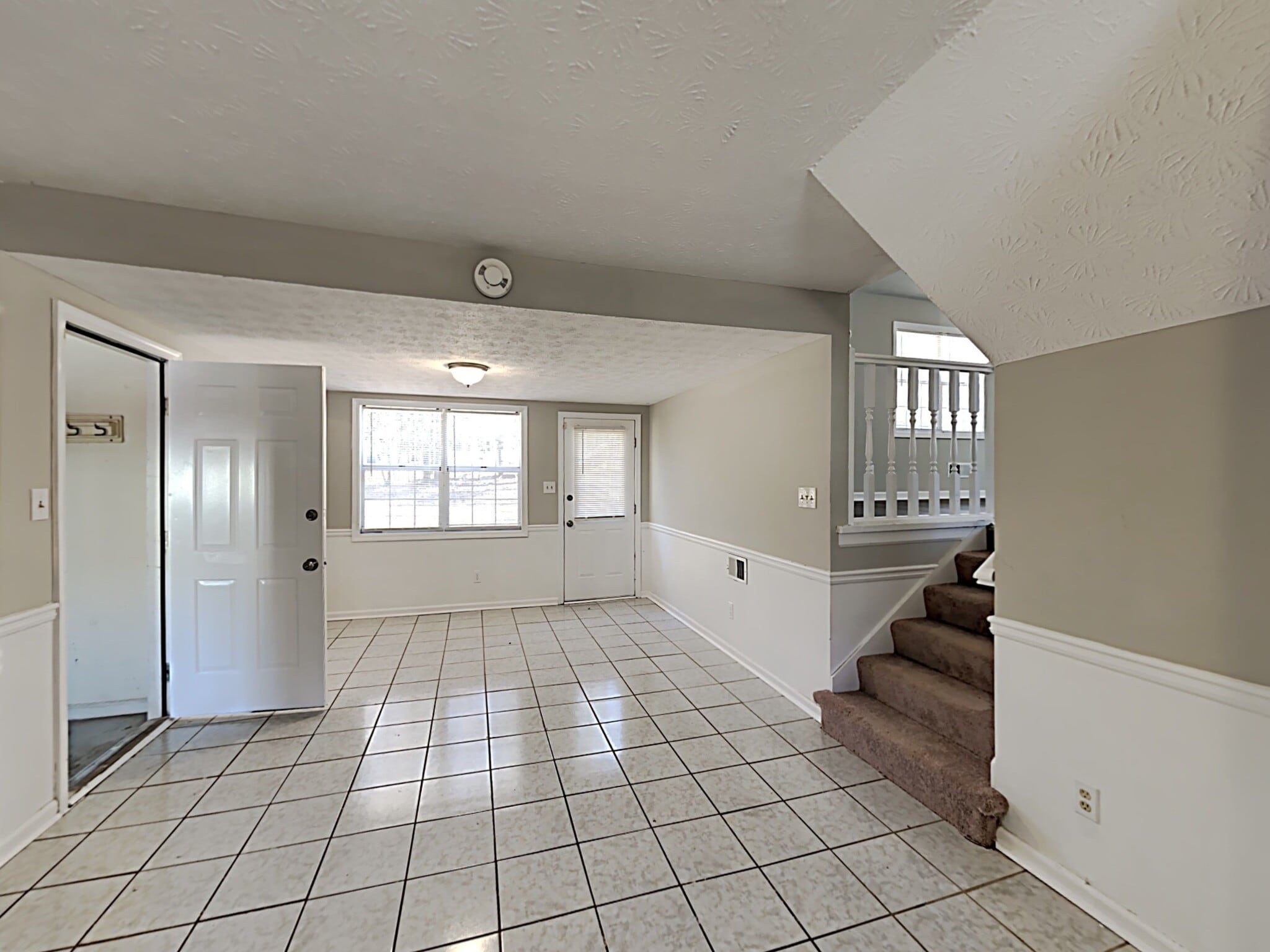 Building Photo - 624 Pennybrook Ln