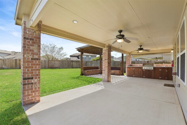 Building Photo - 11711 Red Hummingbird Dr