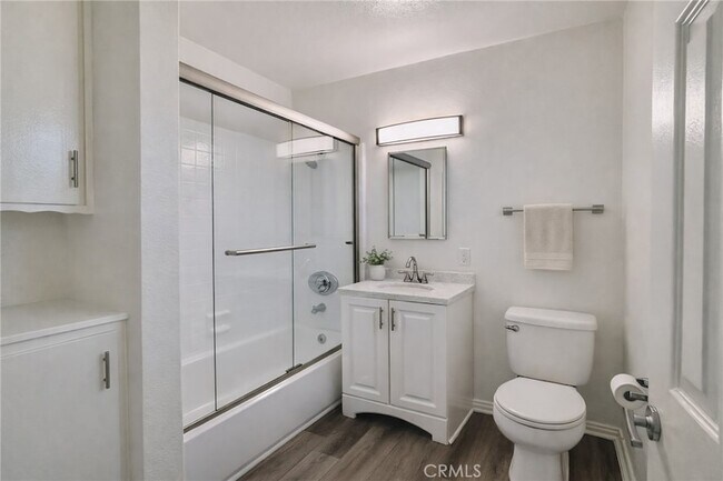 Building Photo - 1835 W Crestwood Ln