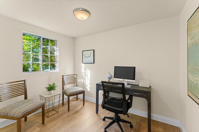 Building Photo - 44350 Michigan Ct