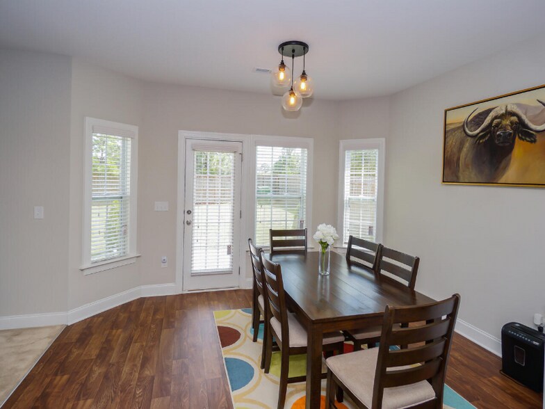 Building Photo - 1121 Tulip Poplar Rd