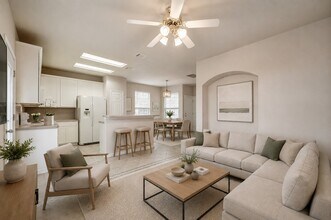 Building Photo - 16535 Cairngrove Ln
