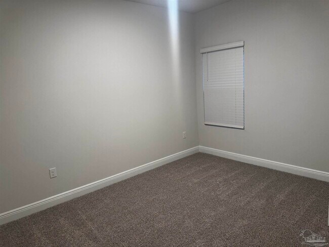 Building Photo - 8057 Fir Tree Dr