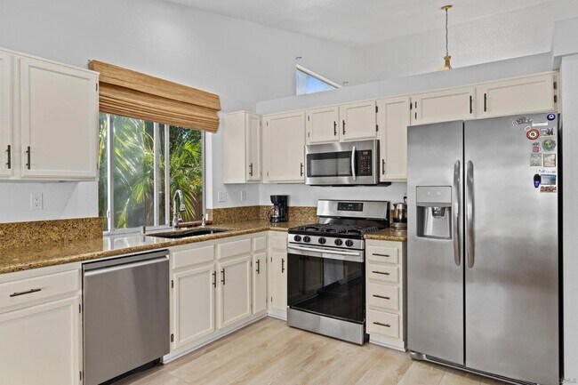 Building Photo - 286 Glendale Ave