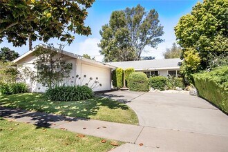 Building Photo - 27921 Lomo Dr