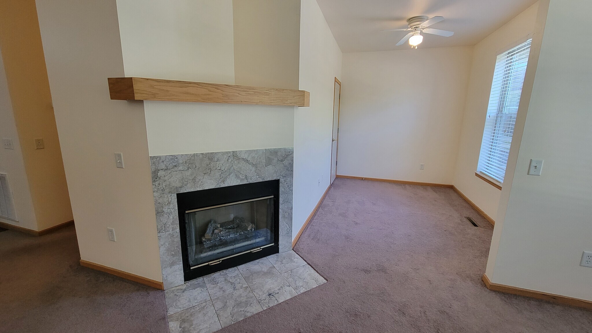 Building Photo - 6655 Windsor Commons Ave