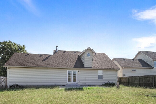 Building Photo - COMING SOON! Pet Friendly, 4 Bedroom 2 bat...