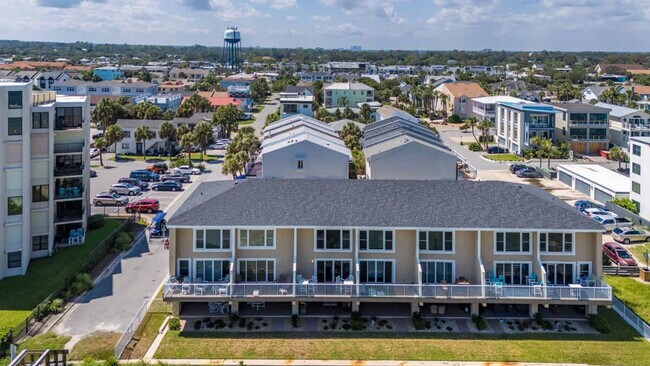 Building Photo - 2010 Ocean Front S