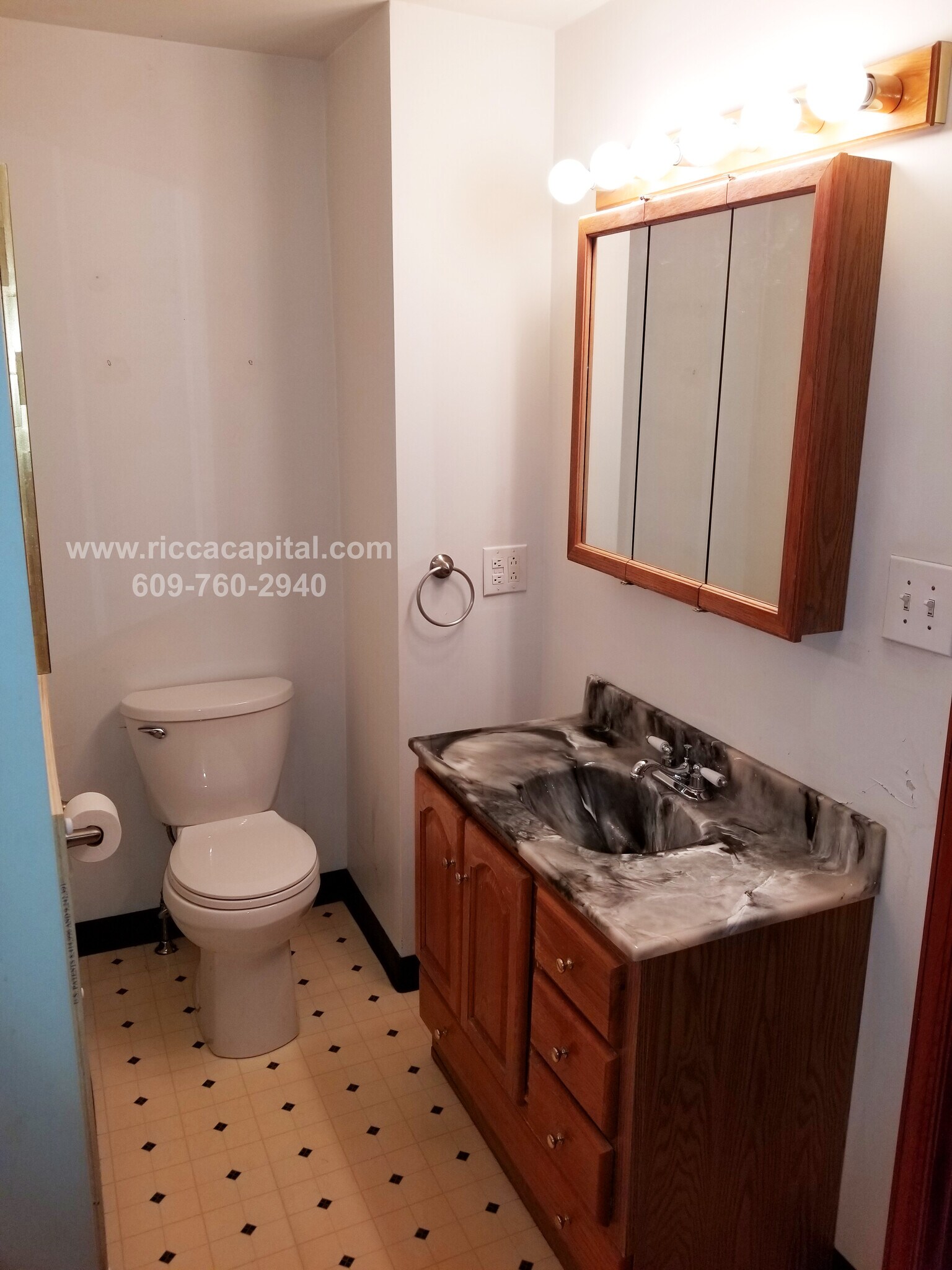 Building Photo - 507 Wilbur Ave