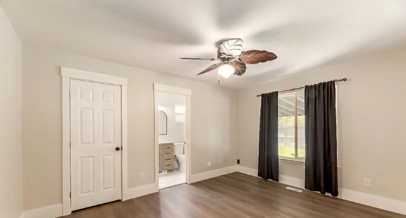 Building Photo - 7899 Apache Ln