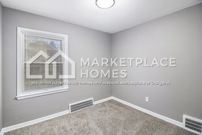 Building Photo - 16487 Edmore Dr