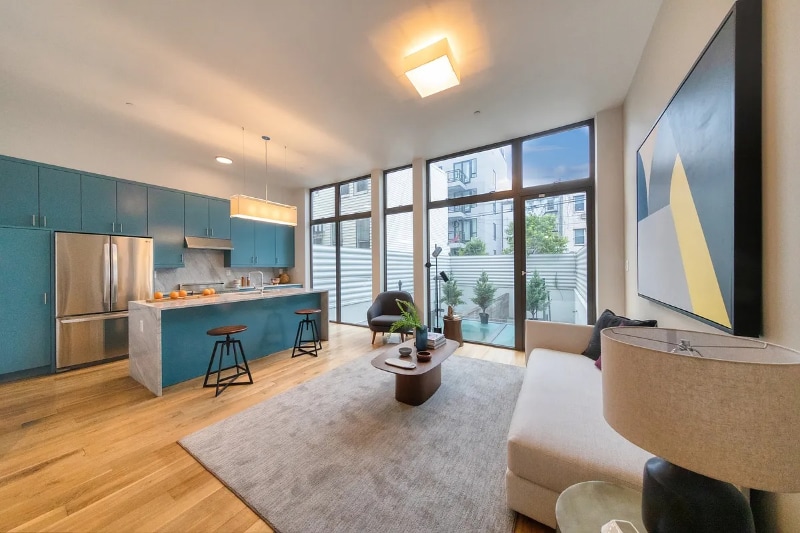 Building Photo - 237 Devoe St