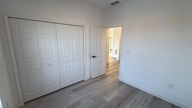 Building Photo - 873 Colville Dr