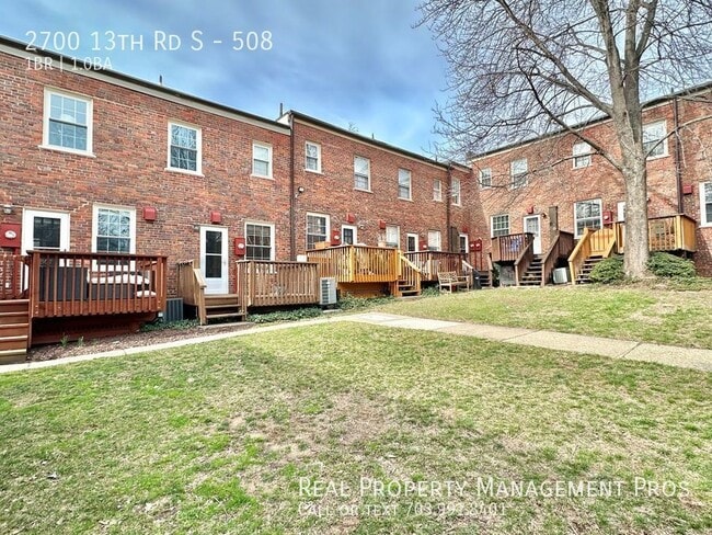 Building Photo - 2700 13th Rd S