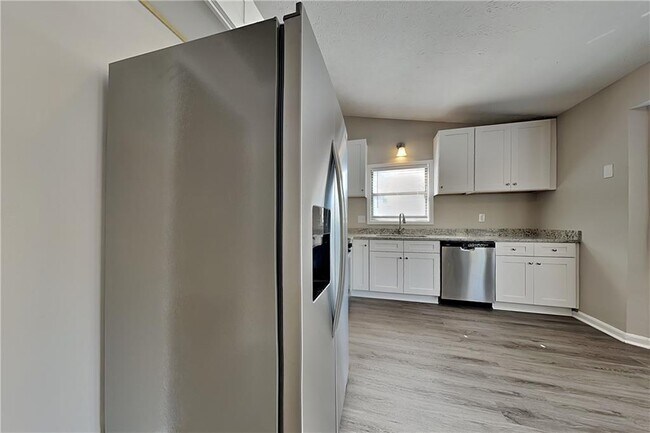 Building Photo - 3500 Quail Hollow Trail