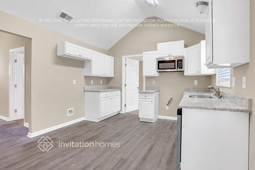 Building Photo - 7754 Providence Point Way