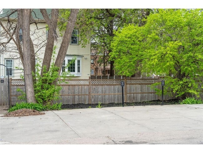 Building Photo - 2411 Blaisdell Ave