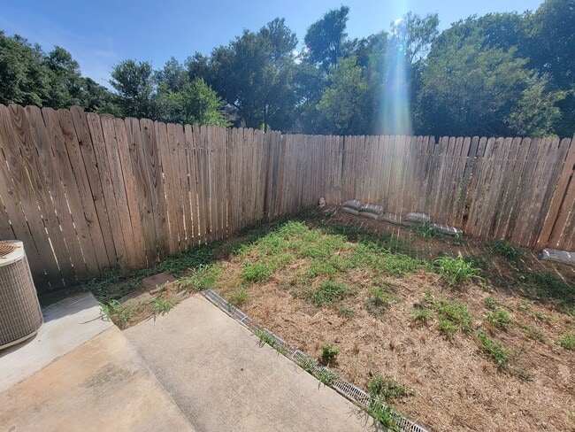 Building Photo - 843 Sagewood Trail