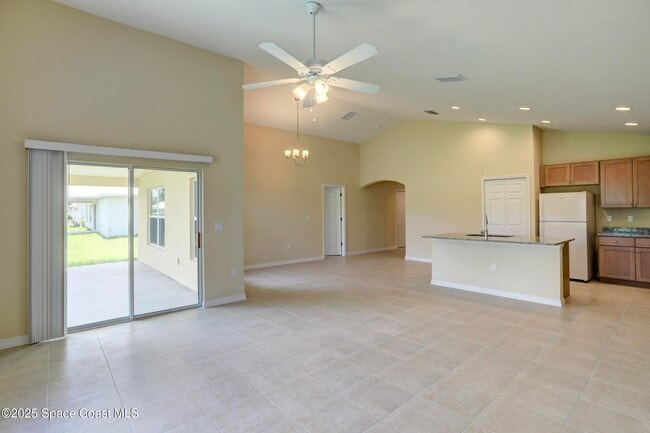 Building Photo - 8346 99th Ct
