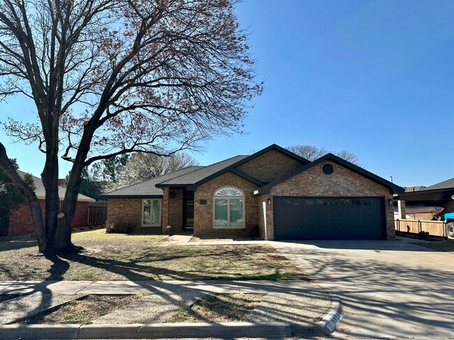 Building Photo - 5821 80th St