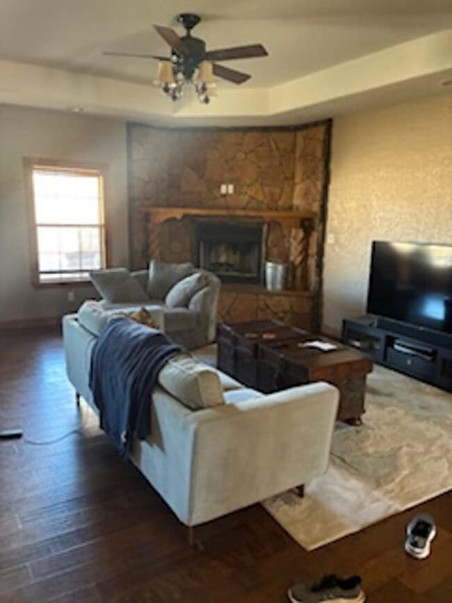 Building Photo - 3804 Ben Hogan Dr