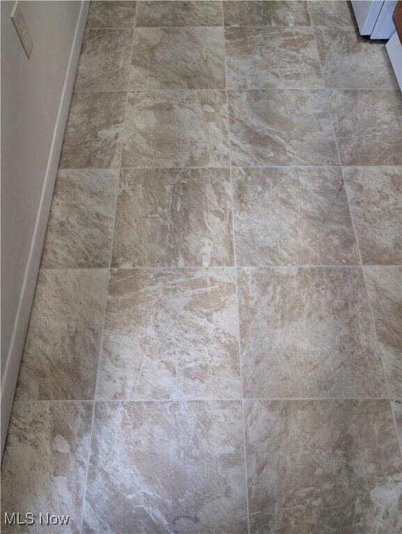 Building Photo - 595 Dayton St