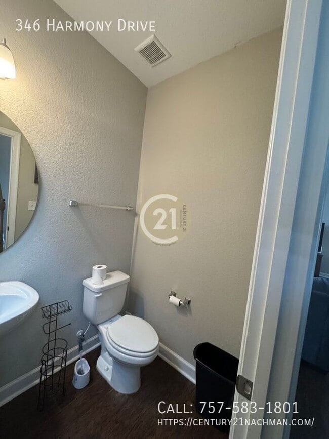 Building Photo - 346 Harmony Dr