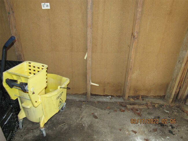 Building Photo - 15543 Weldon Dr