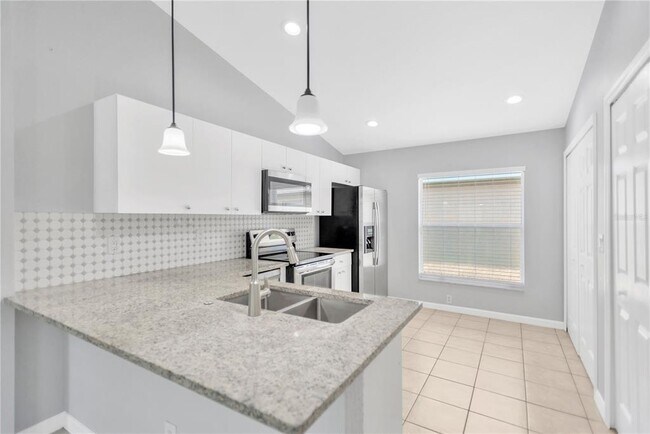Building Photo - 11732 Crest Creek Dr