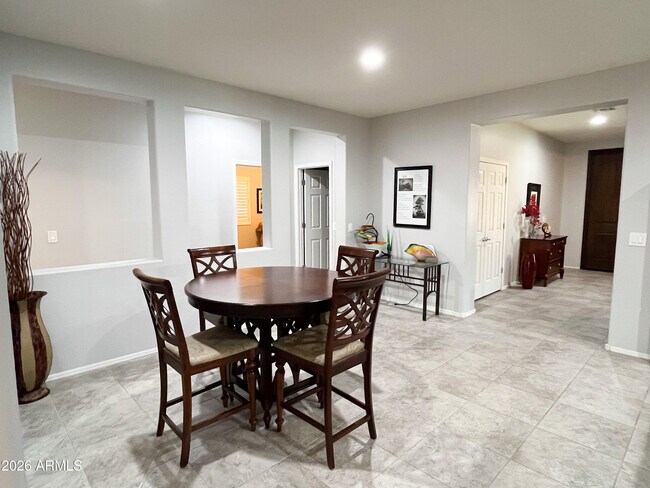 Building Photo - 25935 W Potter Dr