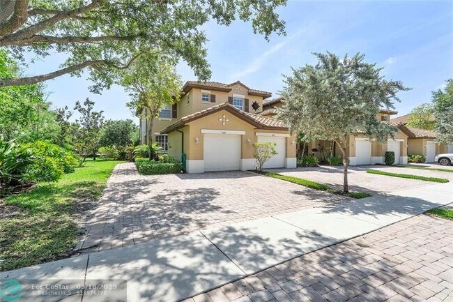 Building Photo - 8140 NW 128th Ln