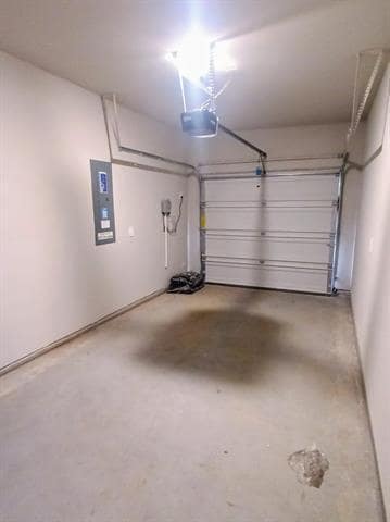 Building Photo - 3013 Pecan Farm Ln