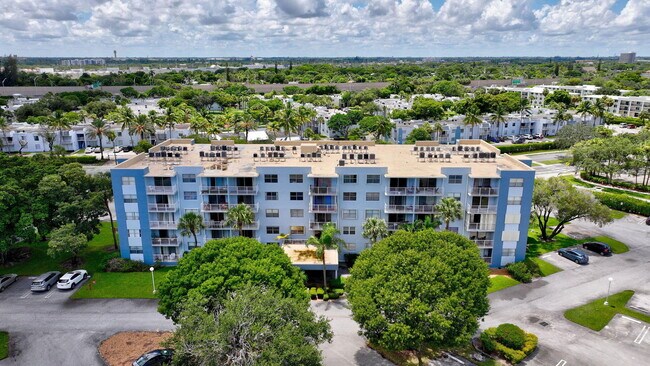Building Photo - 500 Executive Center Dr