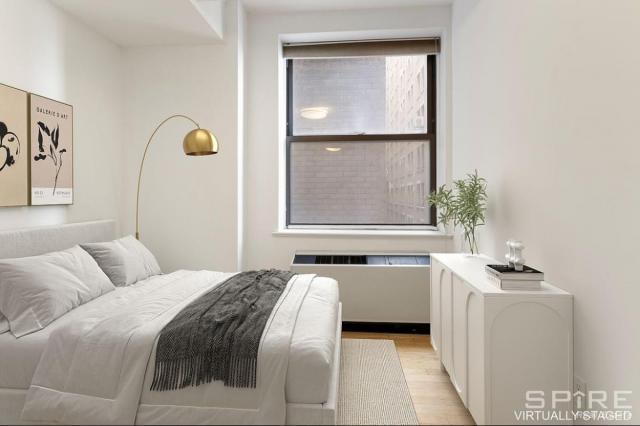 Building Photo - 1 bedroom in New York NY 10006