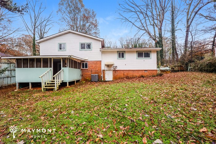 Building Photo - 191 Lucan Way