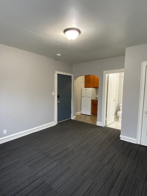 Building Photo - 3032 W Pierce St