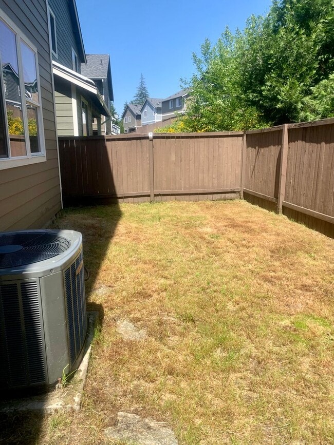 Building Photo - 3 Bedroom Home in Freestone at Bayside