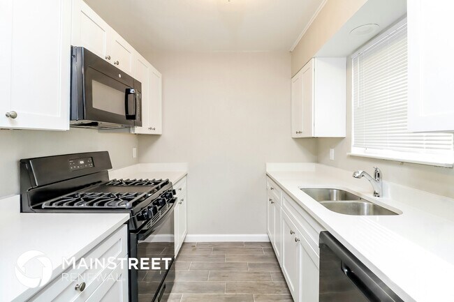 Building Photo - 1103 Johns Dr