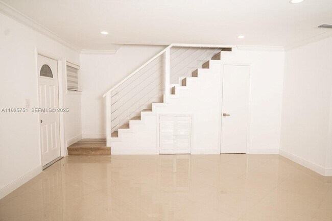 Building Photo - 13761 SW 84th St