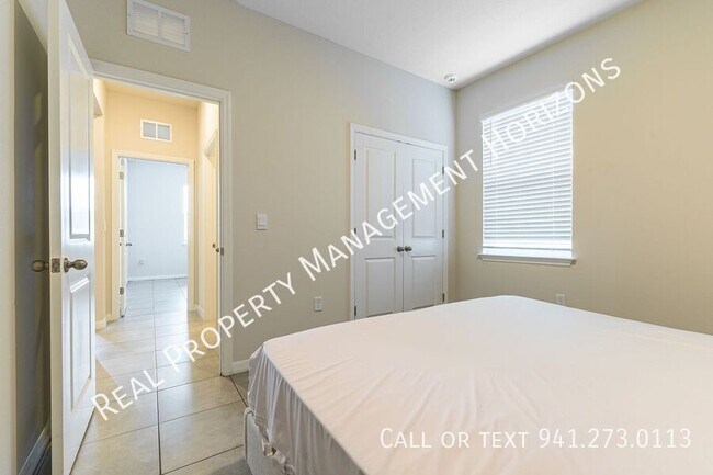 Building Photo - 3637 Turning Tides Ter