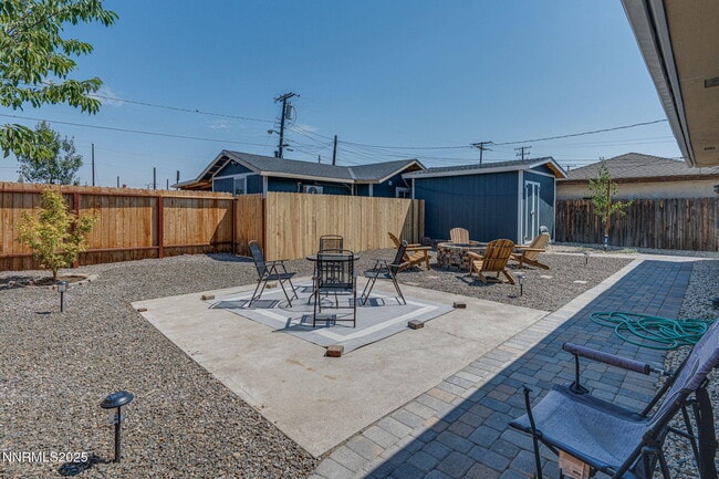 Building Photo - 775 Aitken St